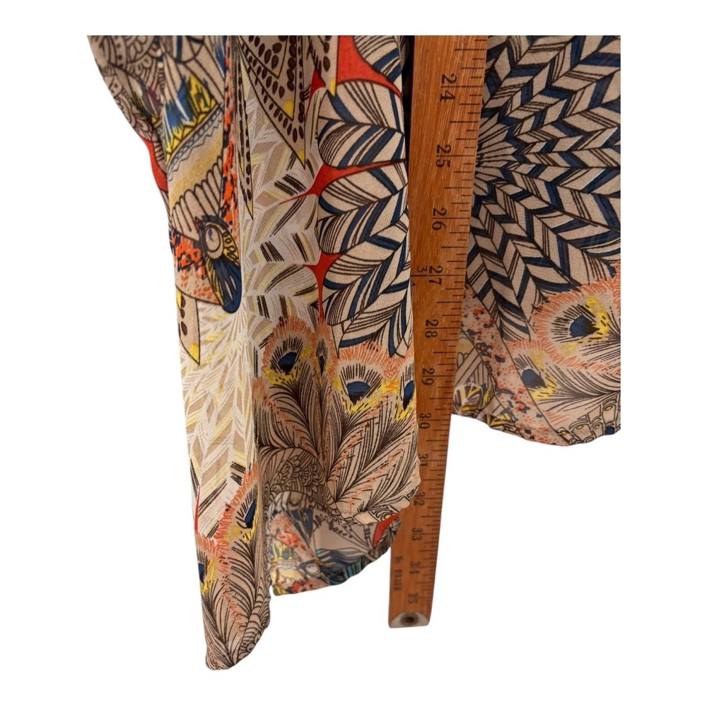 Printed High-Low Skirt in Multicolor Feather Motif